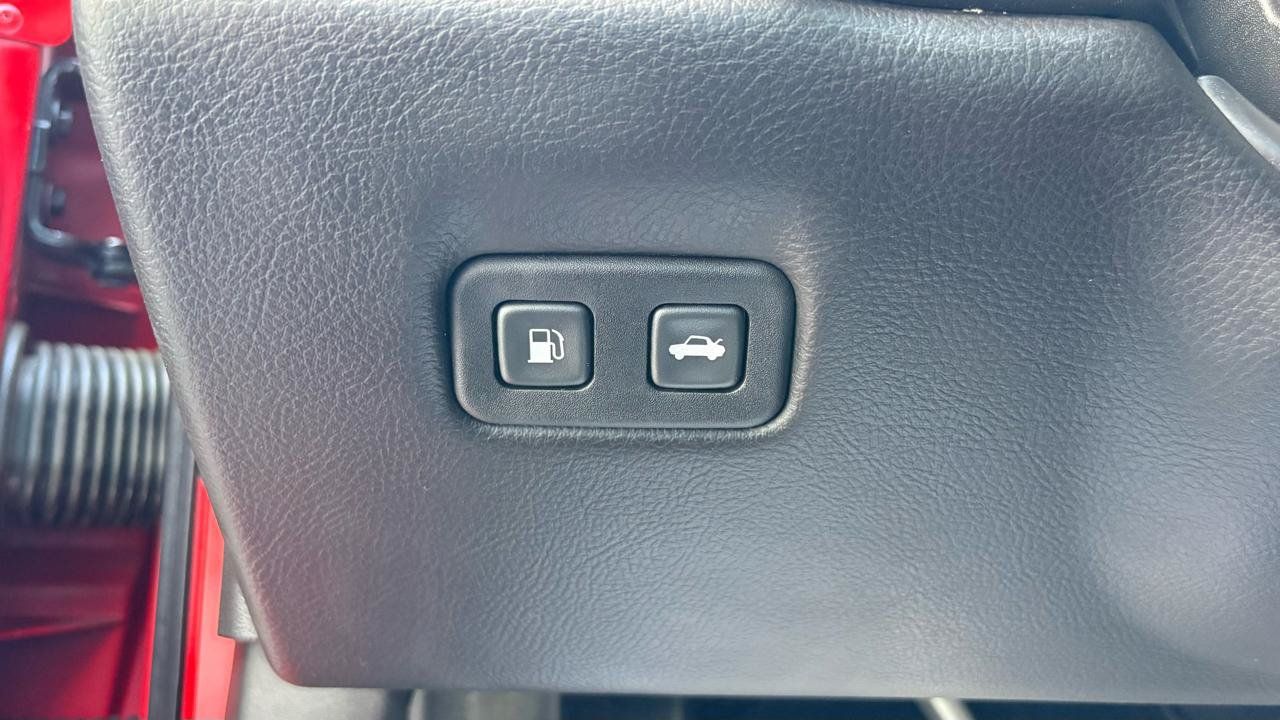 Used 2007 Chevrolet Corvette Coupe RWD image 21