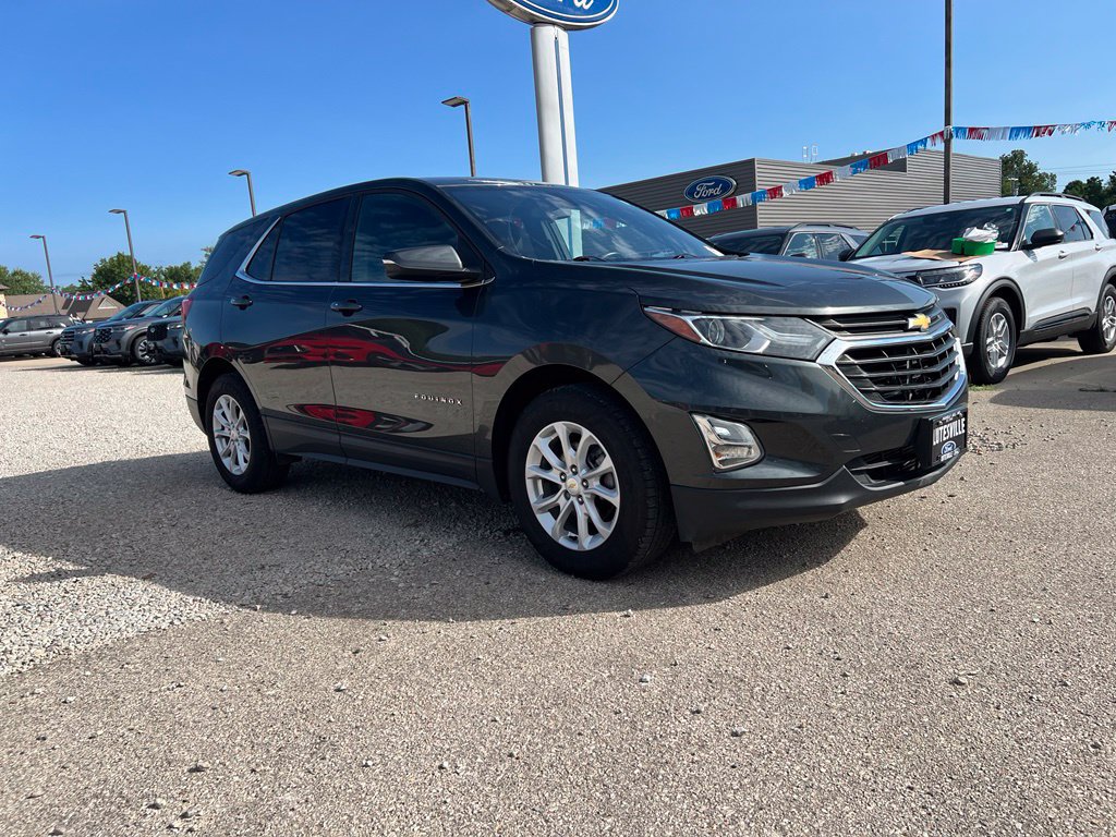 Used 2018 Chevrolet Equinox LT FWD image 2