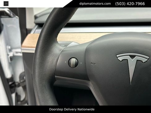 Used 2020 Tesla Model 3 Long Range image 34