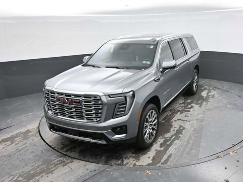 New 2026 GMC Yukon XL Denali w/ Sun & Power Step Package image 29