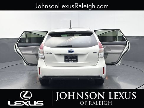 Used 2017 Toyota Prius V Five w/ Advanced Technology Package FWD image 25