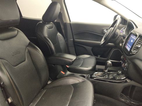Used 2020 Jeep Compass Limited image 21