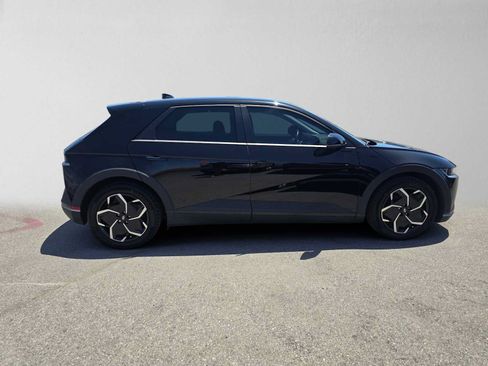 Used 2024 Hyundai Ioniq 5 SEL RWD image 6