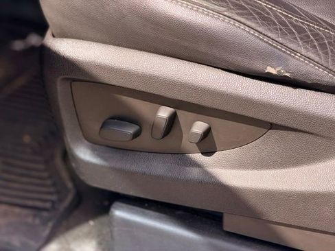 Used 2016 Chevrolet Silverado 1500 LTZ w/ LTZ Plus Package AWD/4WD image 7