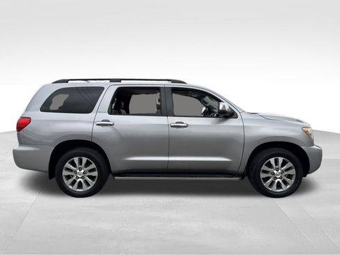 Used 2008 Toyota Sequoia Limited RWD image 11