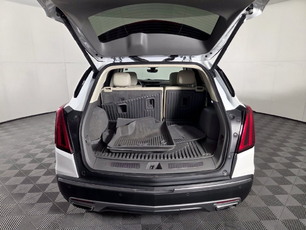 Used 2023 Cadillac XT5 Premium Luxury w/ Technology Package AWD/4WD image 28