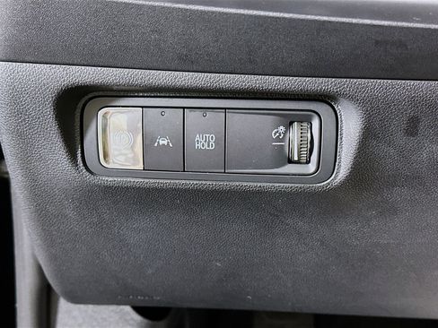 Used 2024 Honda Prologue EX image 17