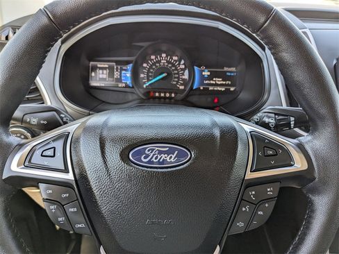 Used 2022 Ford Edge SEL w/ Convenience Package image 34