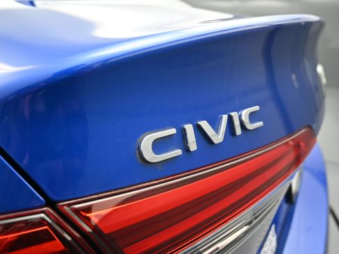 Used 2023 Honda Civic Sport image 34