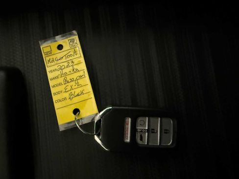 Used 2023 Honda Passport EX-L image 37