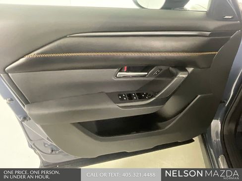 Used 2025 MAZDA CX-50 AWD 2.5 S w/ Accent Package image 17