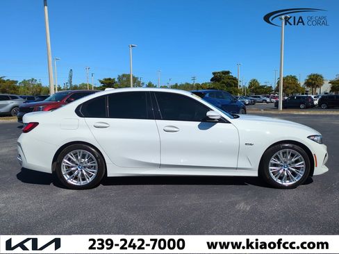 Used 2023 BMW 330e w/ Driving Assistance Package image 4