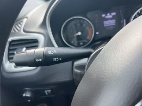 Used 2018 Jeep Compass Sport image 18