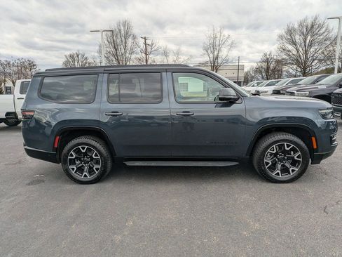 Used 2025 Jeep Wagoneer Series II image 9