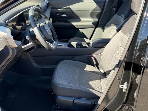 New 2026 Nissan Kicks SV w/ SV Premium Package FWD image 20