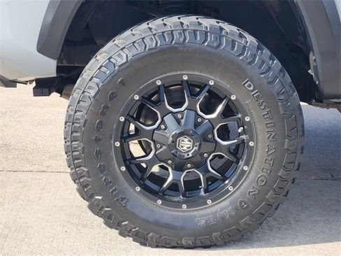 Used 2020 Toyota Tacoma TRD Off-Road image 8