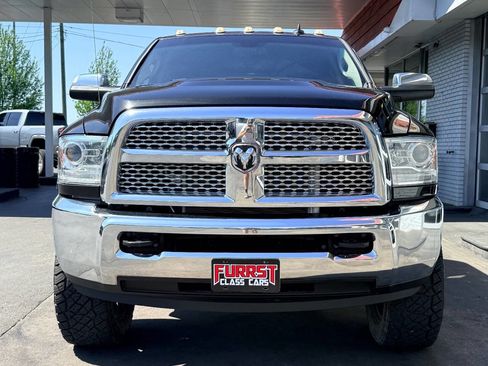 Used 2018 RAM 3500 Laramie w/ Convenience Group image 7