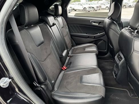 Used 2019 Ford Edge ST w/ Equipment Group 401A AWD/4WD image 28