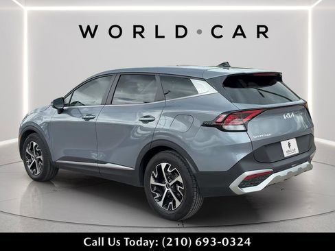 Used 2024 Kia Sportage EX image 5