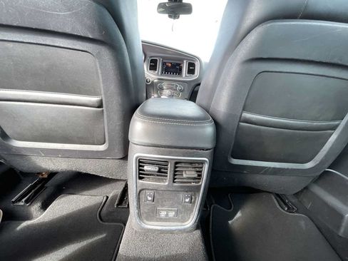 Used 2022 Dodge Charger SXT w/ Leather Interior Group RWD image 22