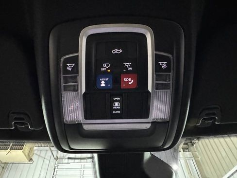Used 2025 RAM 1500 Big Horn AWD/4WD image 43