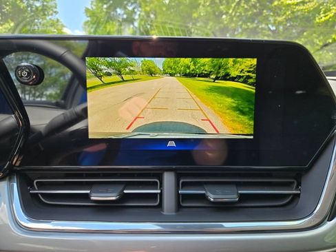 New 2026 Chevrolet Trax LT w/ Driver Confidence Package FWD image 23