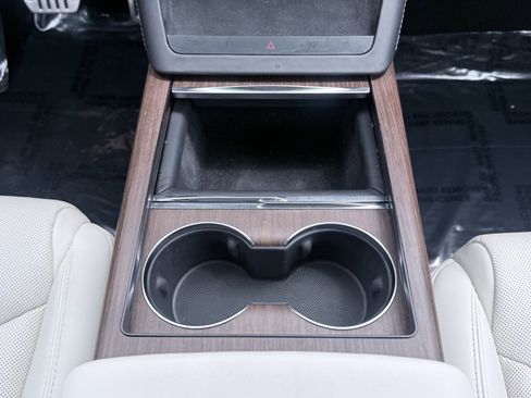Used 2023 Tesla Model X AWD/4WD image 79