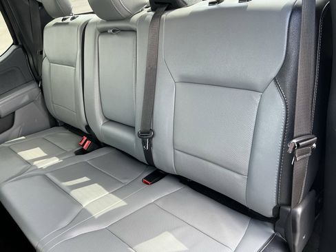 Used 2022 Ford F150 Lariat w/ Equipment Group 501A Mid image 41