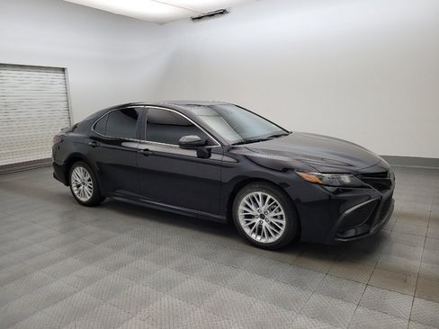 Used 2021 Toyota Camry SE w/ Carpet Mat Package (TMS) FWD image 11