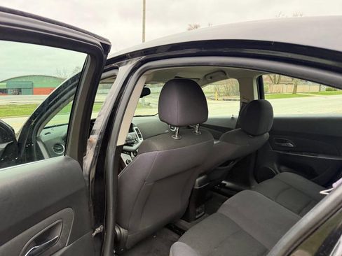 Used 2013 Chevrolet Cruze Eco image 10