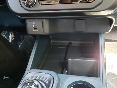 New 2025 Ford Maverick XL image 22