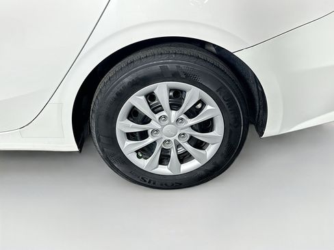 Used 2024 Kia Forte LX image 11