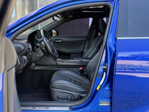 Used 2023 Lexus IS 350 F Sport w/ Handling Package image 32