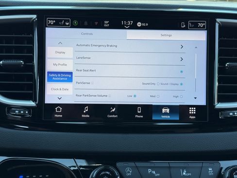 Used 2025 Chrysler Pacifica Select FWD image 14