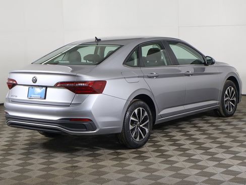 Used 2023 Volkswagen Jetta S w/ IQ.Drive Package image 9