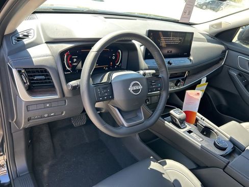 New 2026 Nissan Rogue Platinum AWD/4WD image 23