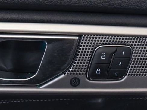 Used 2022 Ford Explorer Limited w/ Class IV Trailer Tow Package image 13