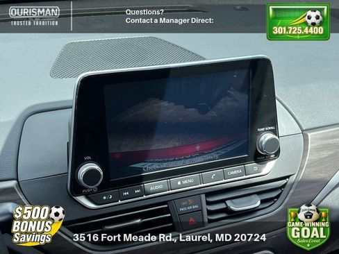 Used 2025 Nissan Altima 2.5 SV FWD image 12