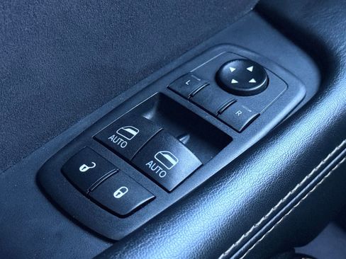 Used 2019 Dodge Challenger SRT Hellcat w/ Alcantara Appearance Package image 31