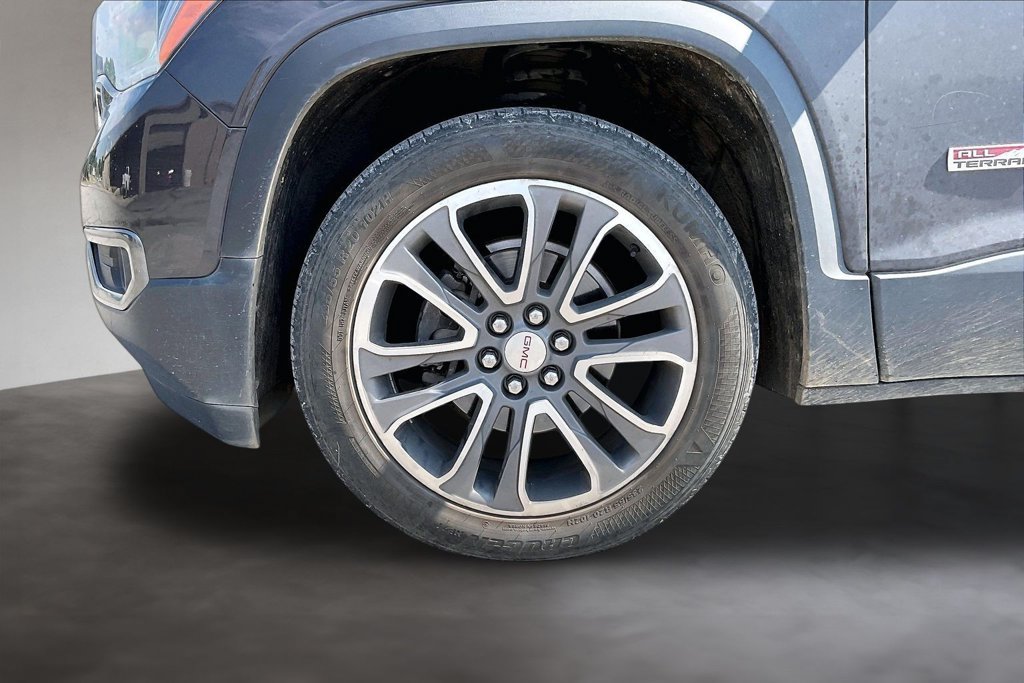 Used 2017 GMC Acadia SLT AWD/4WD image 29