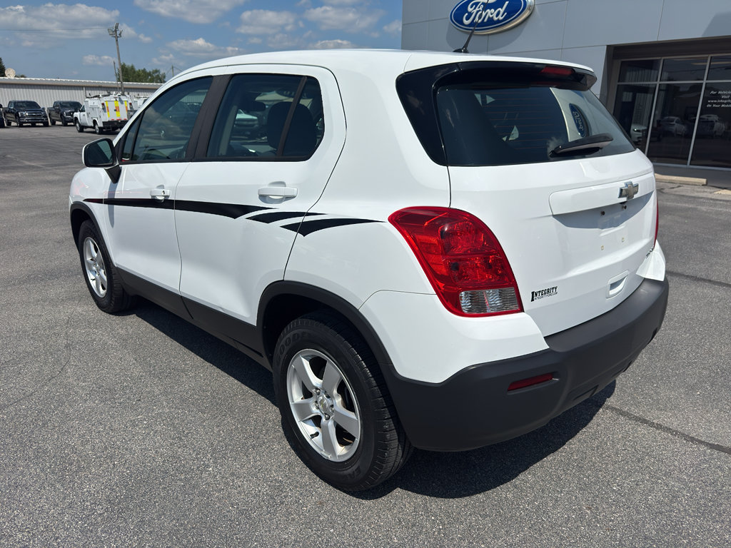 Used 2016 Chevrolet Trax LS AWD/4WD image 3