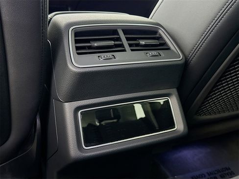 Certified 2023 Audi e-tron Premium Plus w/ Premium Plus Package image 27