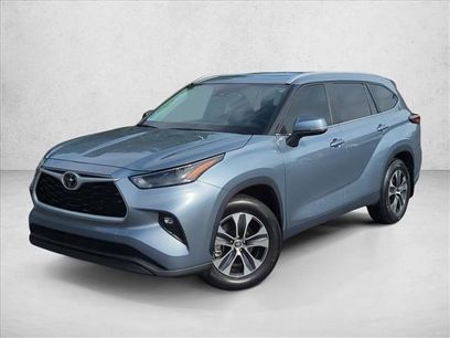 Certified 2024 Toyota Highlander XLE