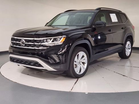 Used 2023 Volkswagen Atlas SE w/ Panoramic Sunroof Package FWD image 1