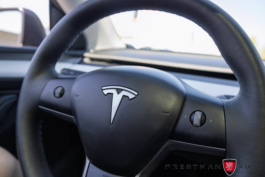 Used 2024 Tesla Model Y Long Range AWD/4WD image 26
