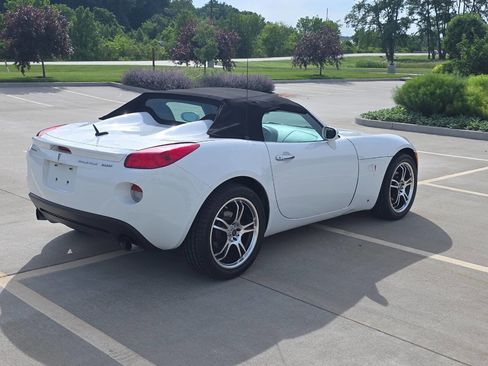 Used 2007 Pontiac Solstice GXP w/ Premium Package RWD image 15