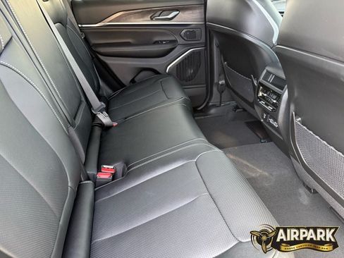 New 2025 Jeep Grand Cherokee Overland w/ Adv Protech Group III AWD/4WD image 26