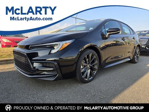 Used 2024 Toyota Corolla SE image 1