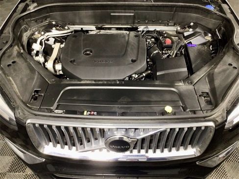 Used 2024 Volvo XC90 B6 Plus image 7