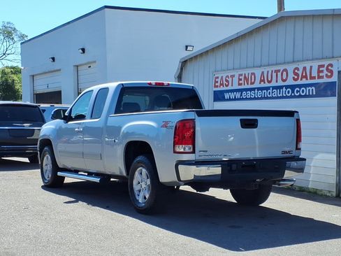 Used 2012 GMC Sierra 1500 SLE w/ Power Tech Package AWD/4WD image 3